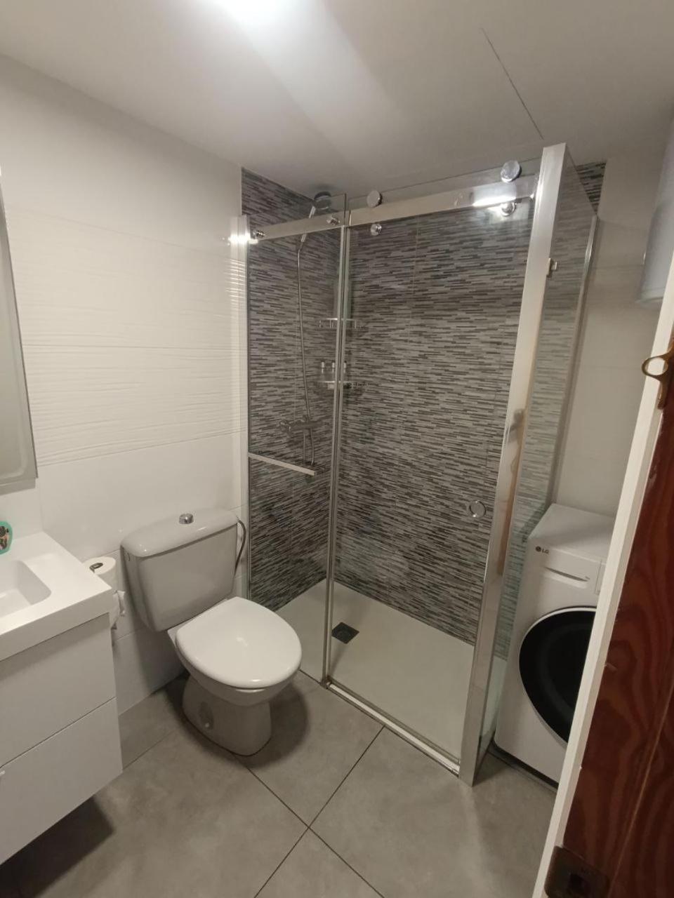 Apartment To Rent In Costa Blanca Torrevieja Exterior foto